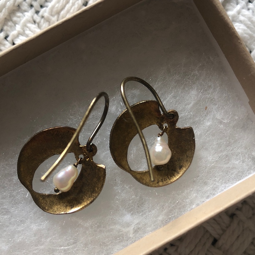 Blue enamel earrings w pearl - Picture 4 of 5